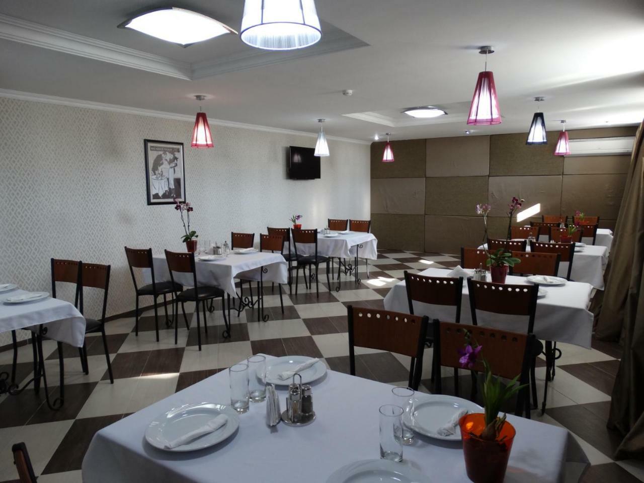 Hotel Laeti-Zhaiyk Atyraū Esterno foto