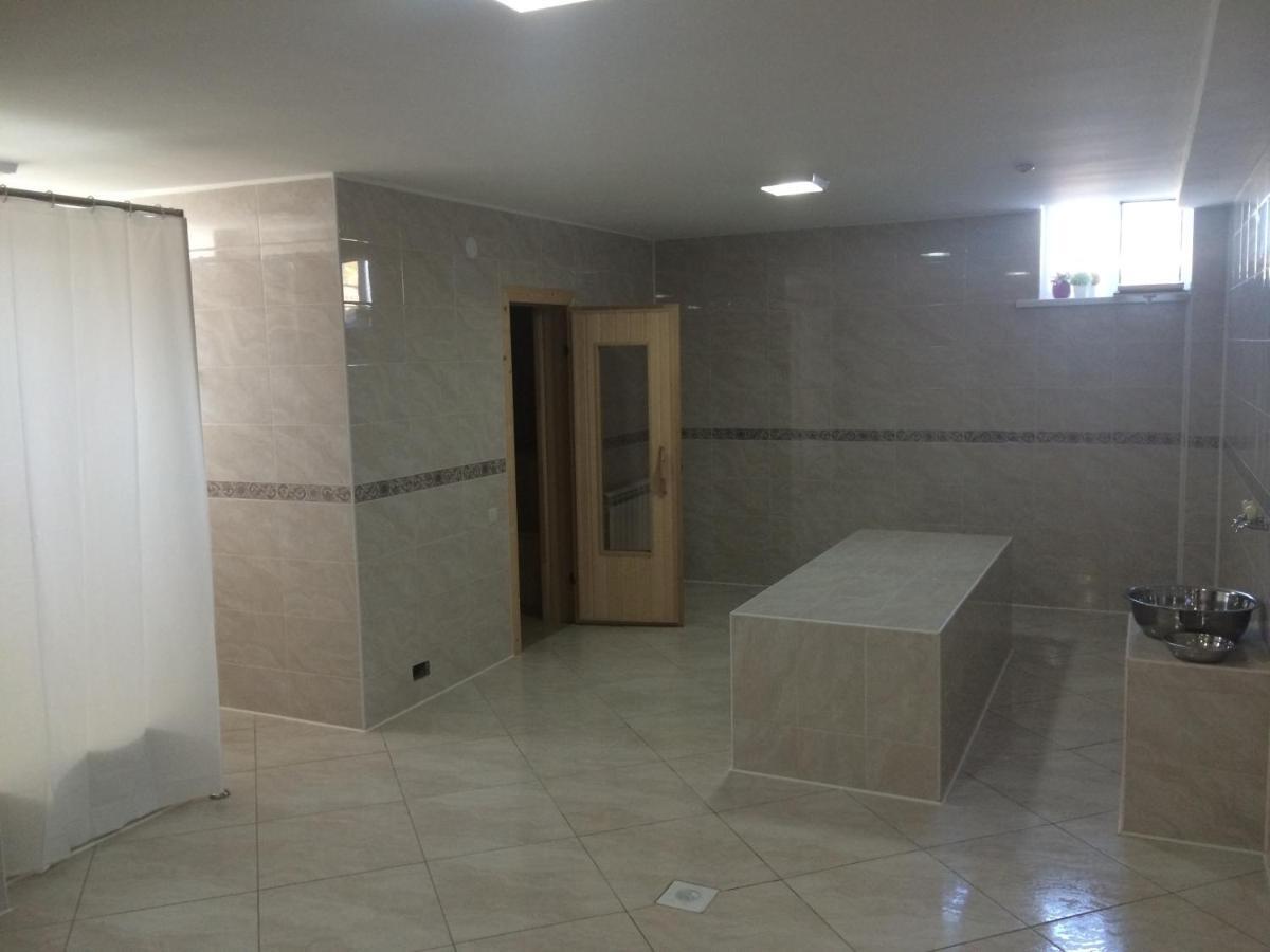 Hotel Laeti-Zhaiyk Atyraū Esterno foto